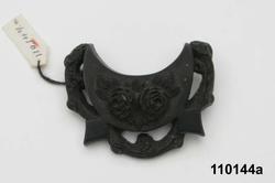 Brosch och örhängen