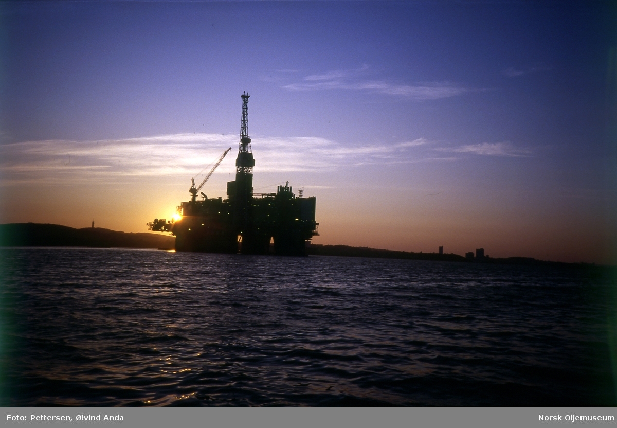 Heidrun plattformen er under bygging i Gandsfjorden ved Stavanger ...