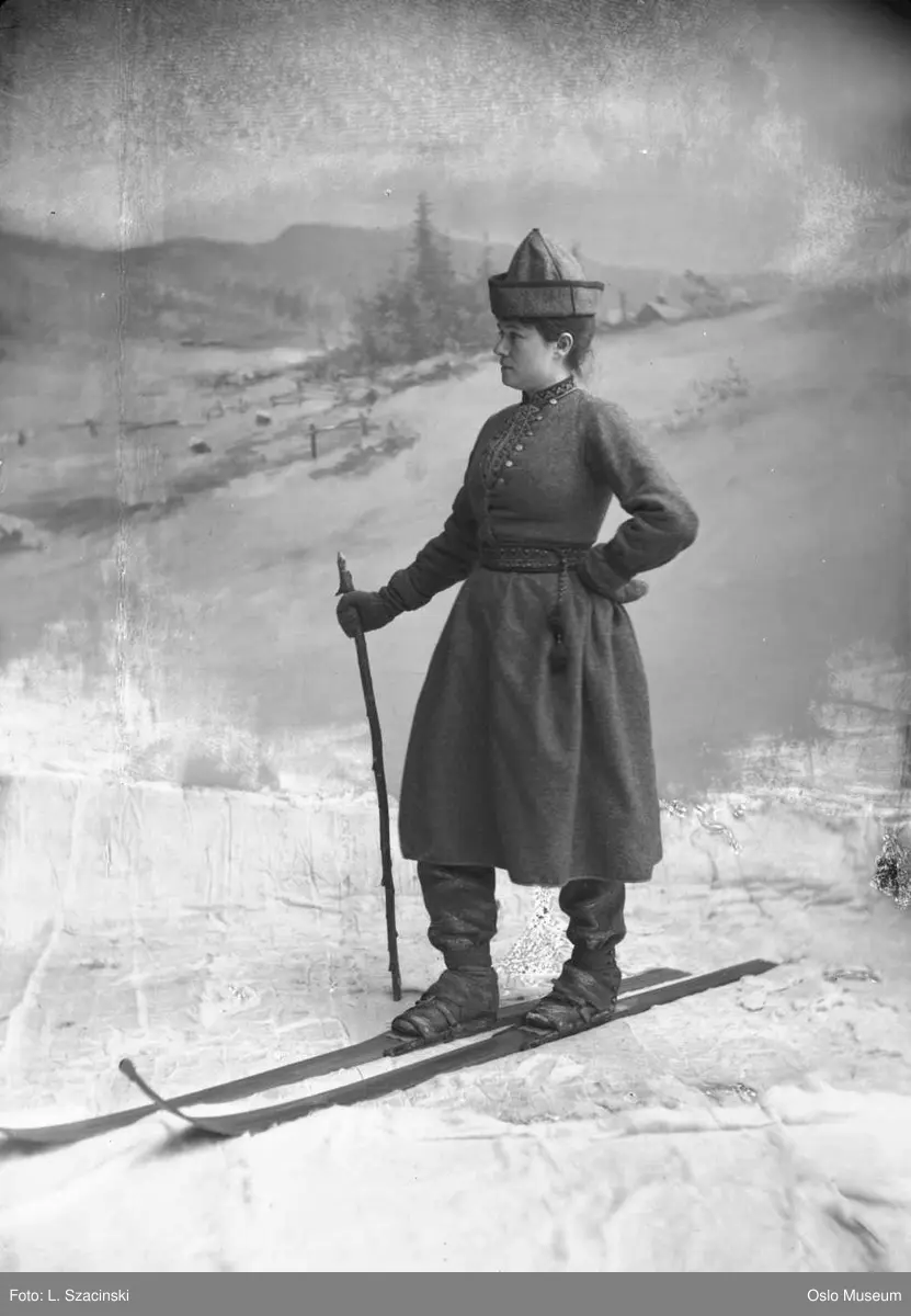 Nettutstilling Cecilie Thoresen, den første kvinnen som fikk studere