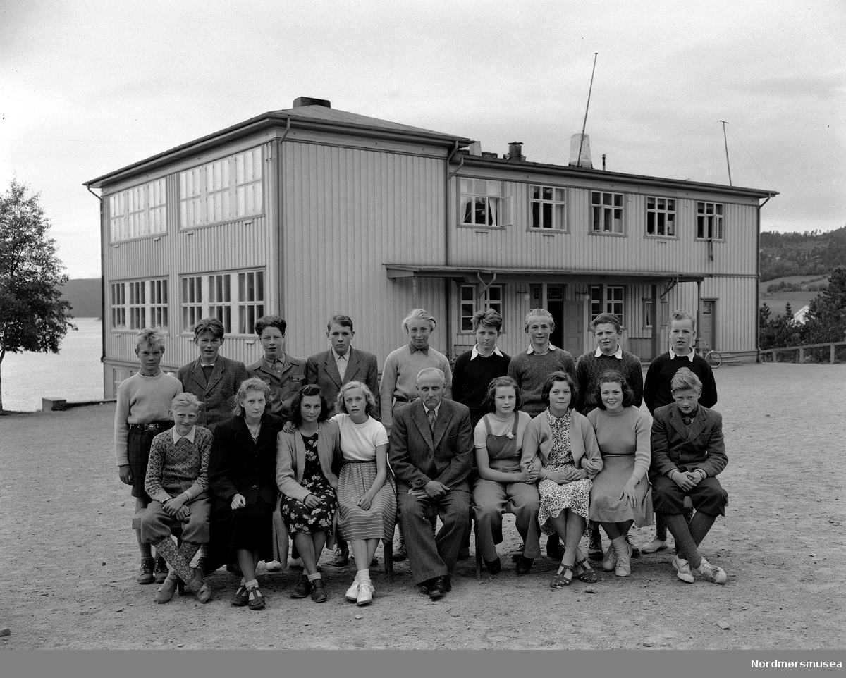 Fra Nordmøre Museums Fotosamlinger Halås Arkivet Stiftelsen Nordmøre Museum Digitaltmuseum 